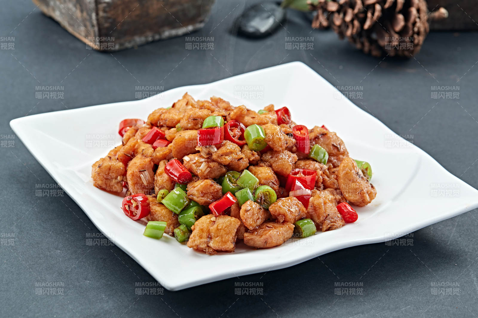 川香辣子鸡丁图片