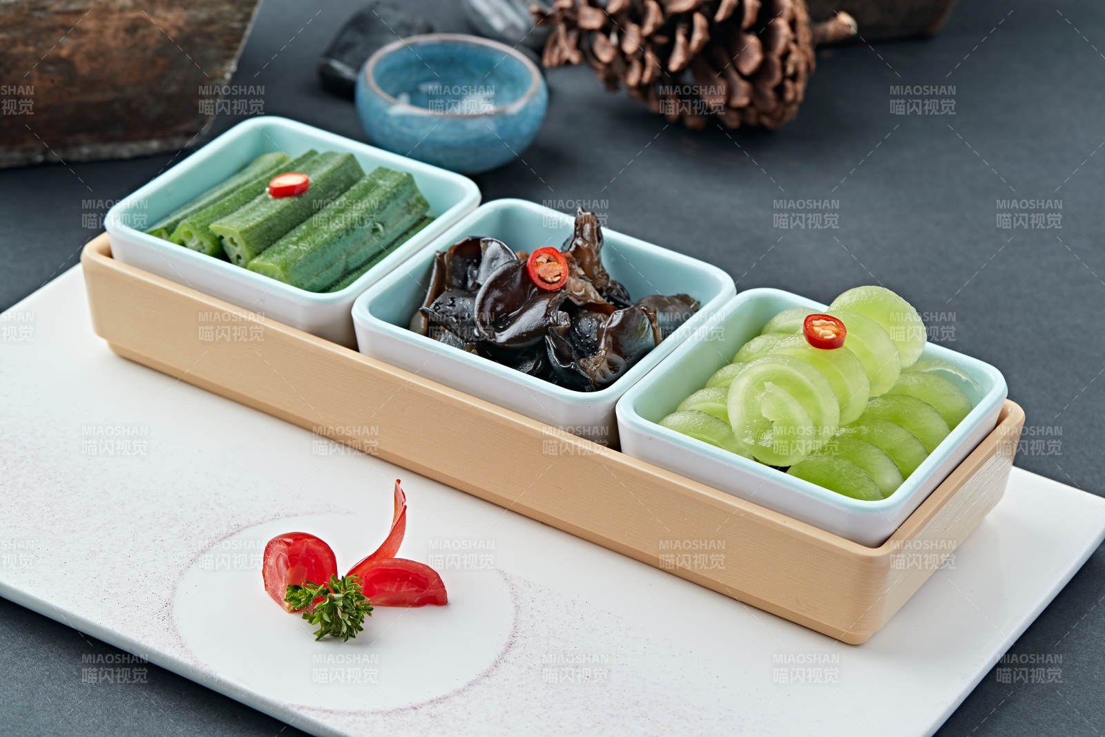 爽口三拼木耳秋葵莴笋丝图片