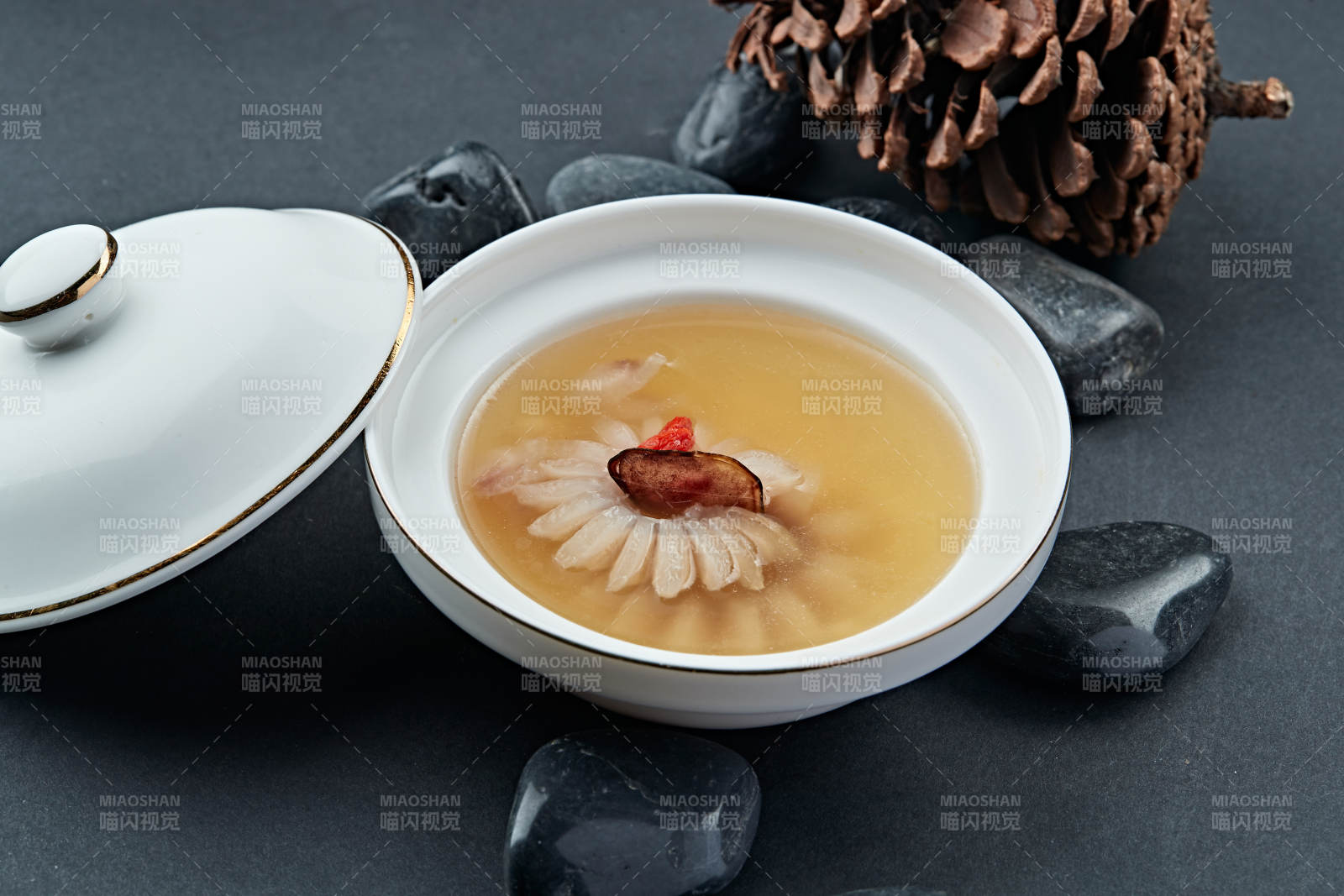 枸杞养殖鹿鞭鹿茸滋补养生堂图片