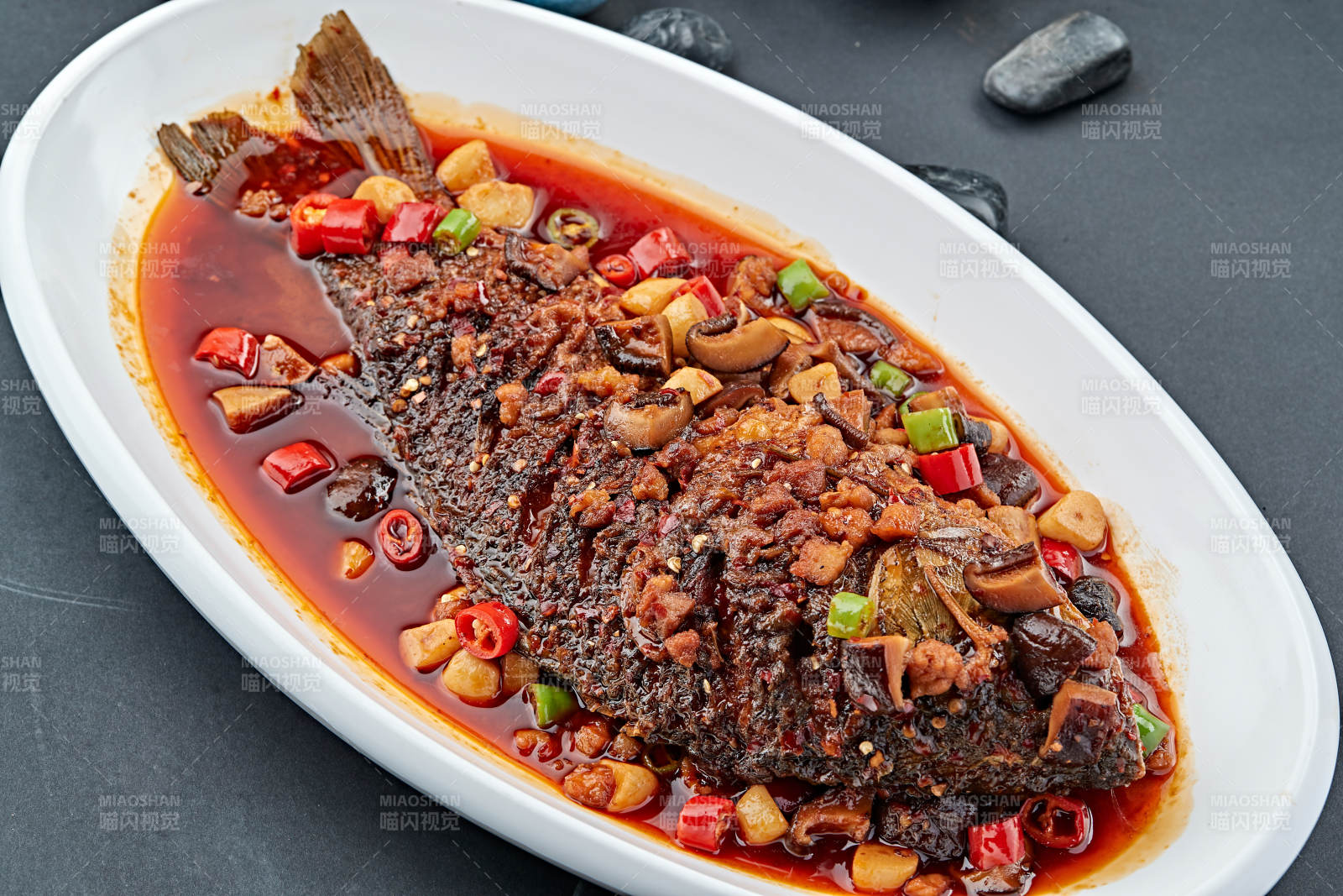 川味香辣干烧鱼图片