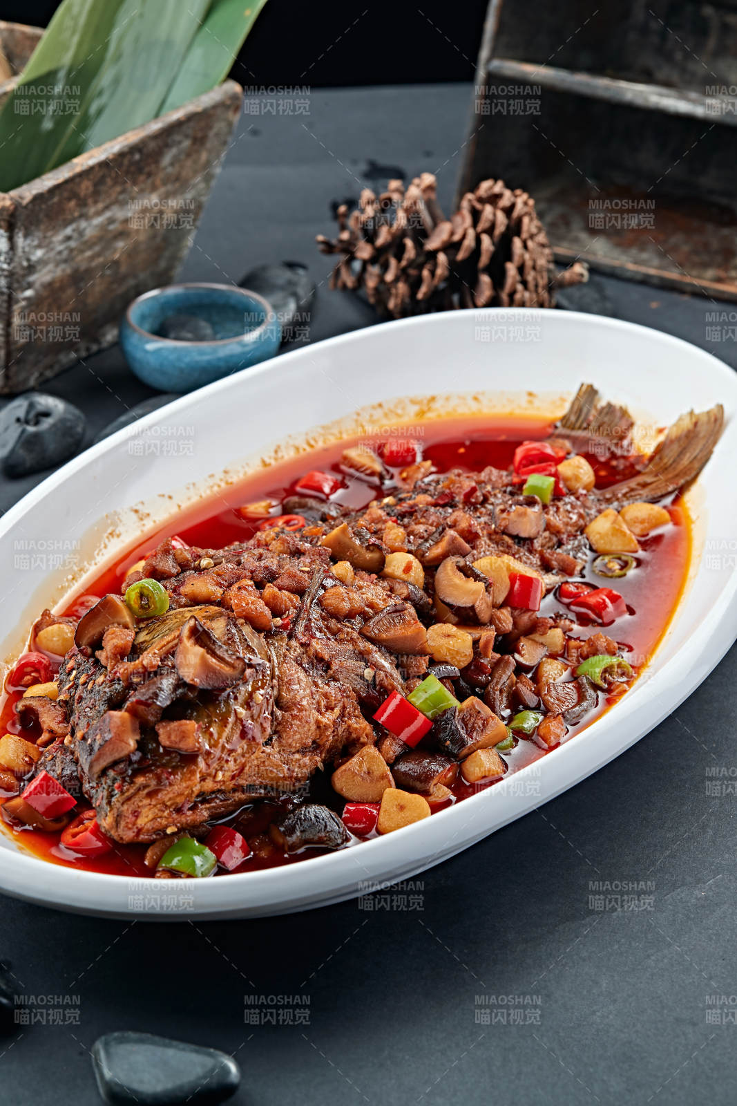 川味香辣干烧鱼图片