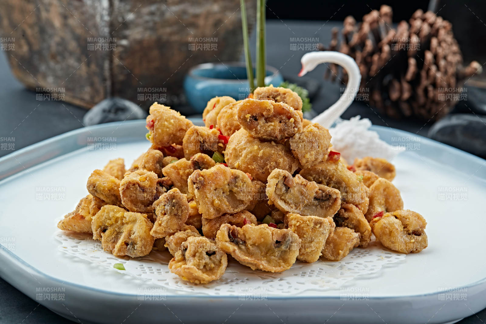 咸蛋黄焗塞外白口蘑图片