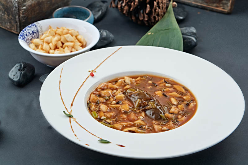 泡馍粒酱烧梅花参图片