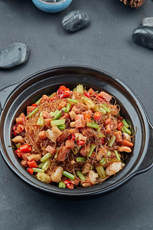 砂锅火腿腊肉水晶粉丝煲图片