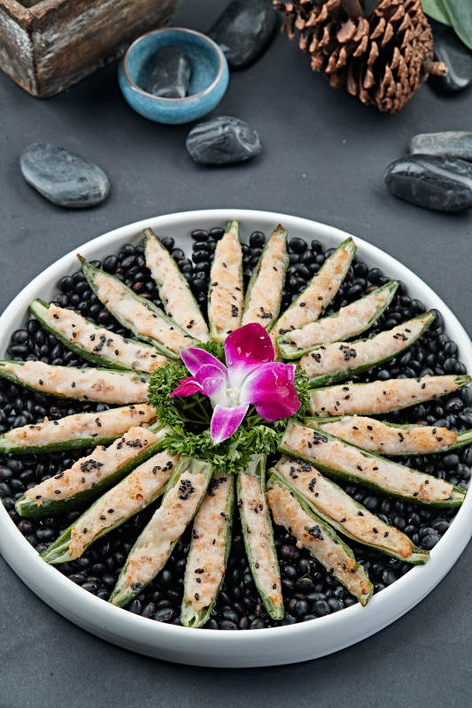 鲜秋葵焗虾泥图片