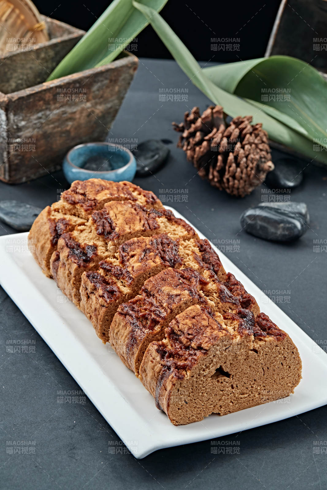 粗粮枣泥烤馍片图片