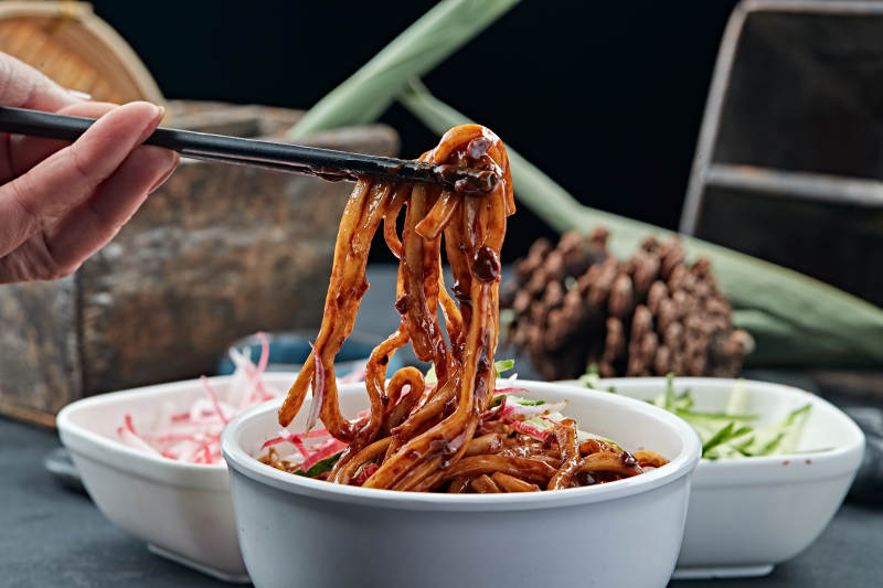 老北京肉丁炸酱面图片