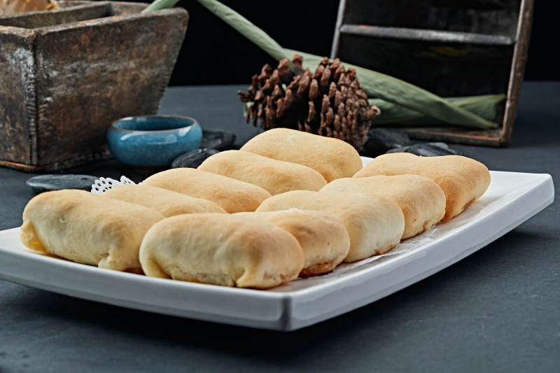 新疆馕坑烤包子图片