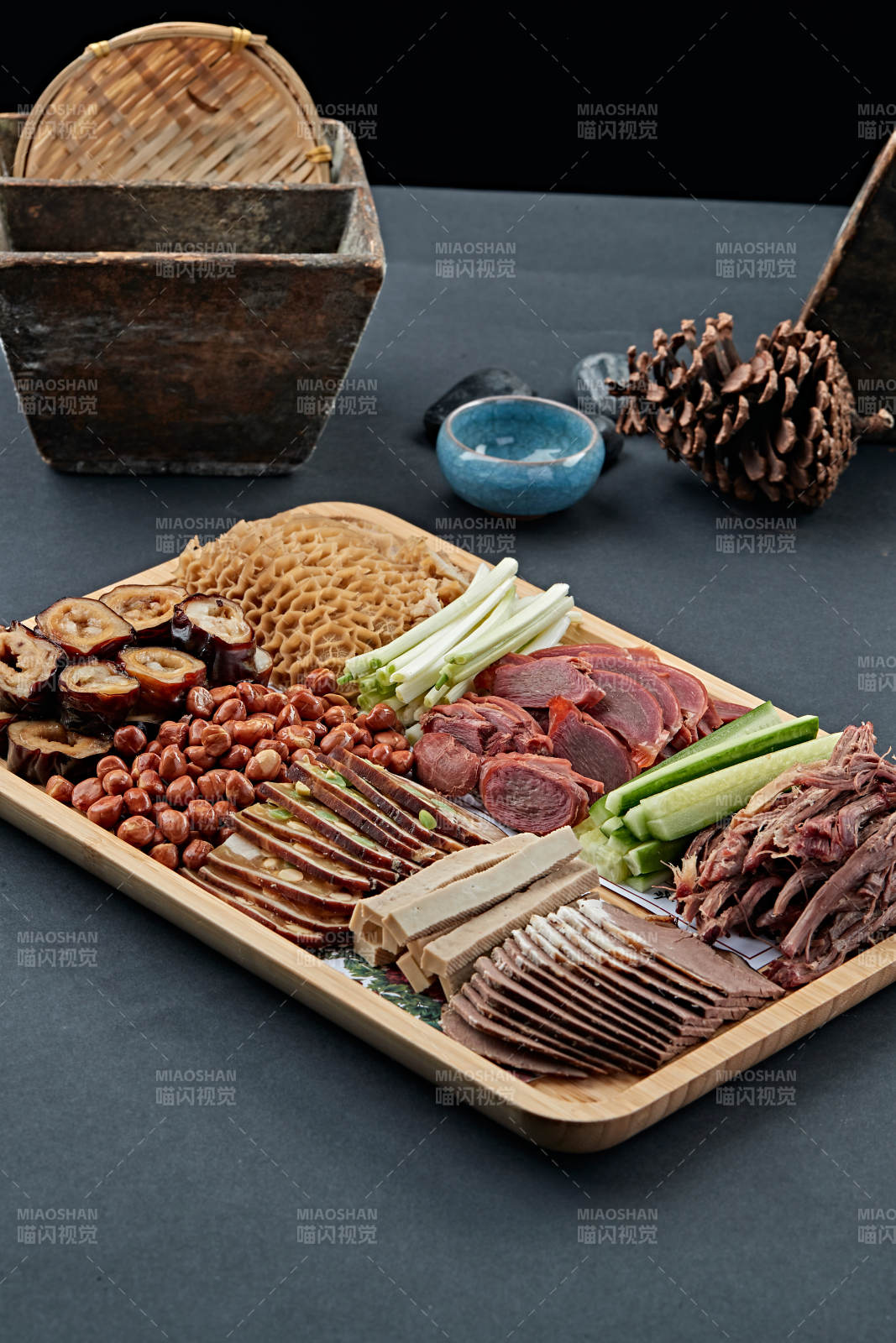 农家荤素大拼盘图片