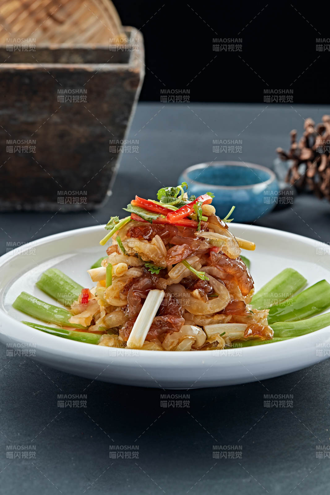 白菜心拌海蛰头图片