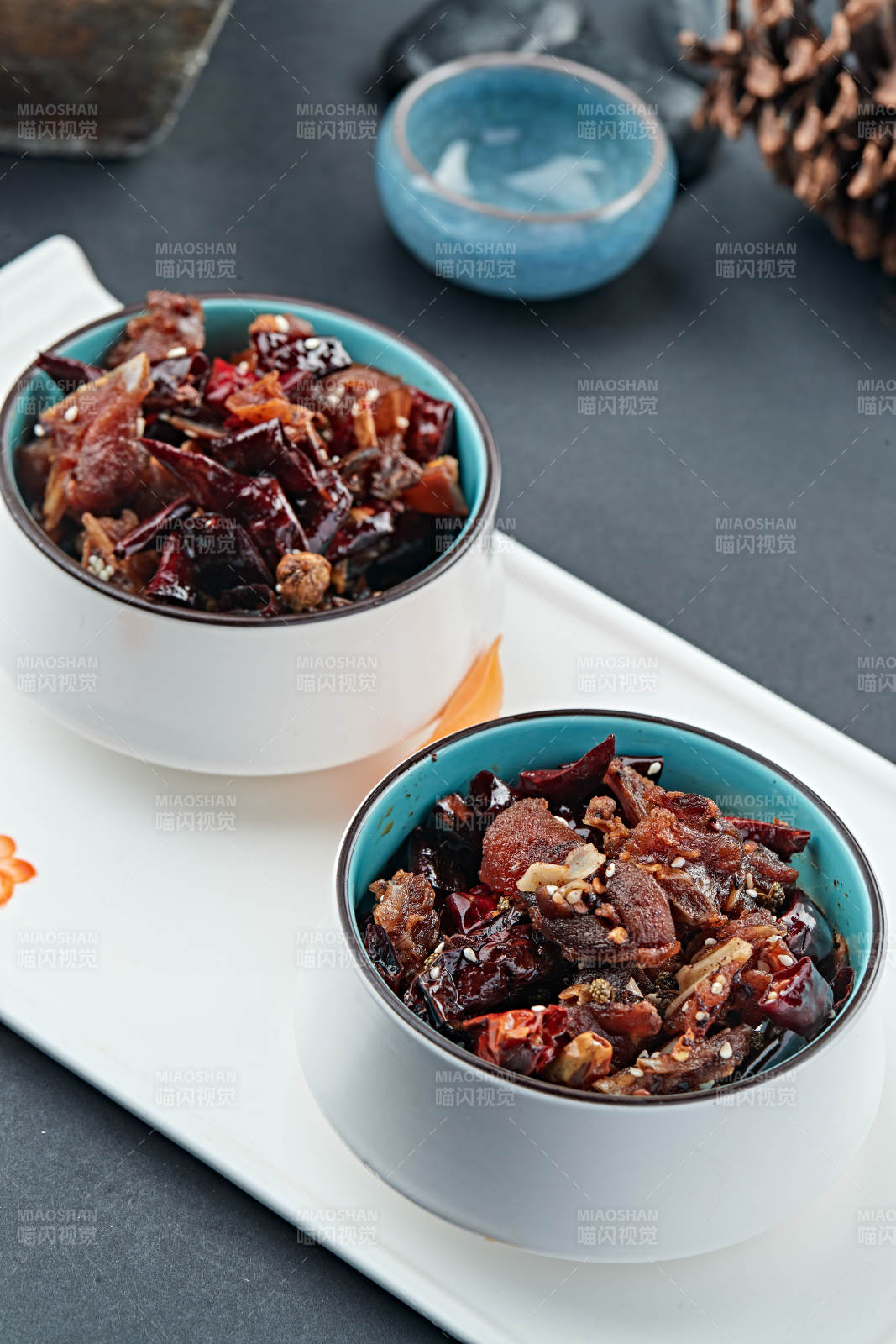 红油香辣腌兔丁图片