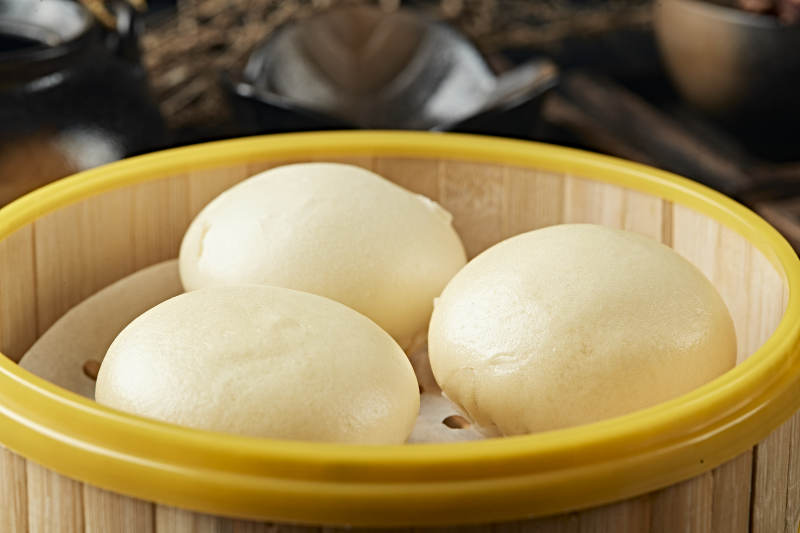 港式茶餐黄金流沙包图片