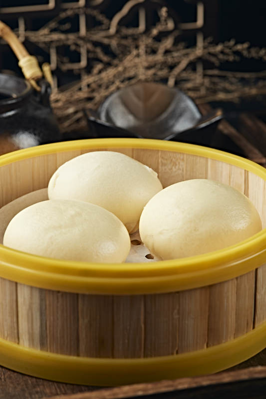 港式茶餐黄金流沙包图片