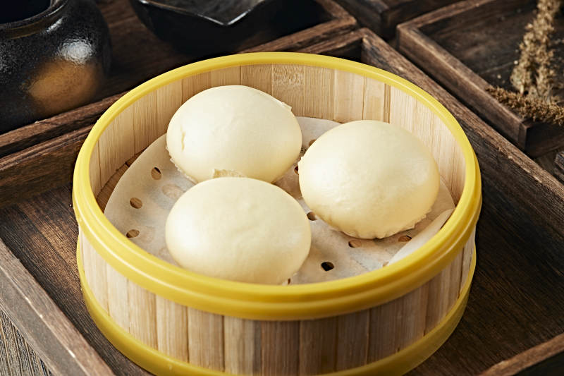 港式茶餐黄金流沙包图片