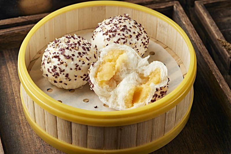 港式茶餐七彩奶黄流沙包图片