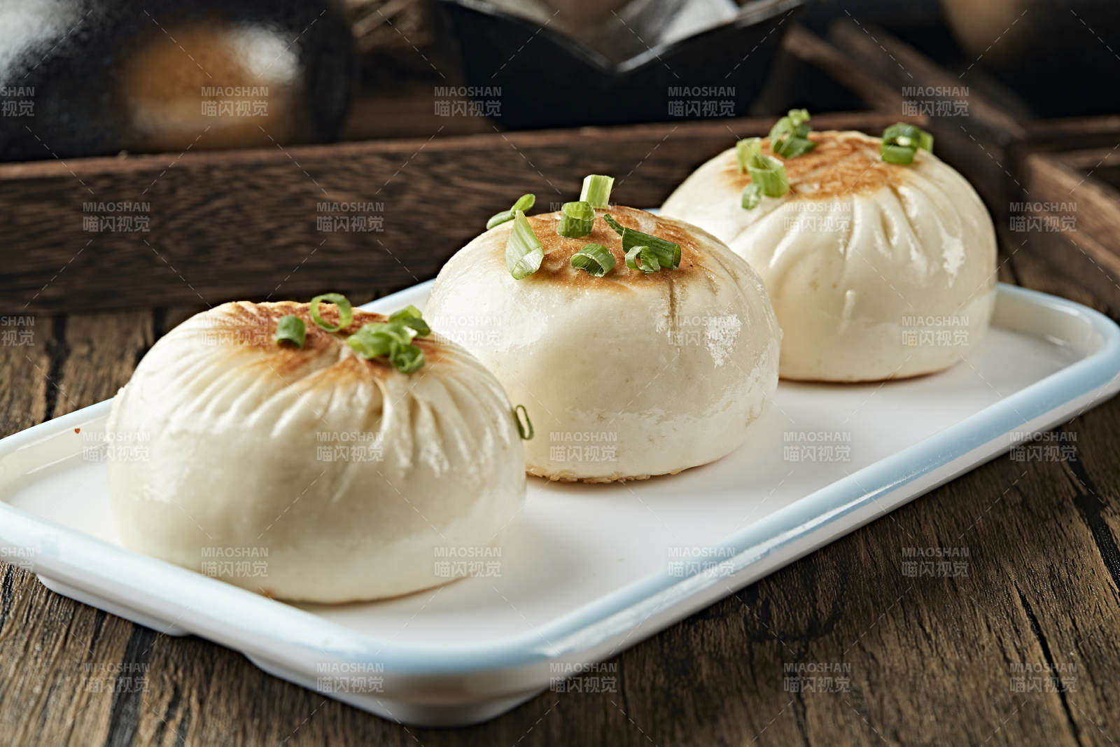 港式茶餐生煎包图片