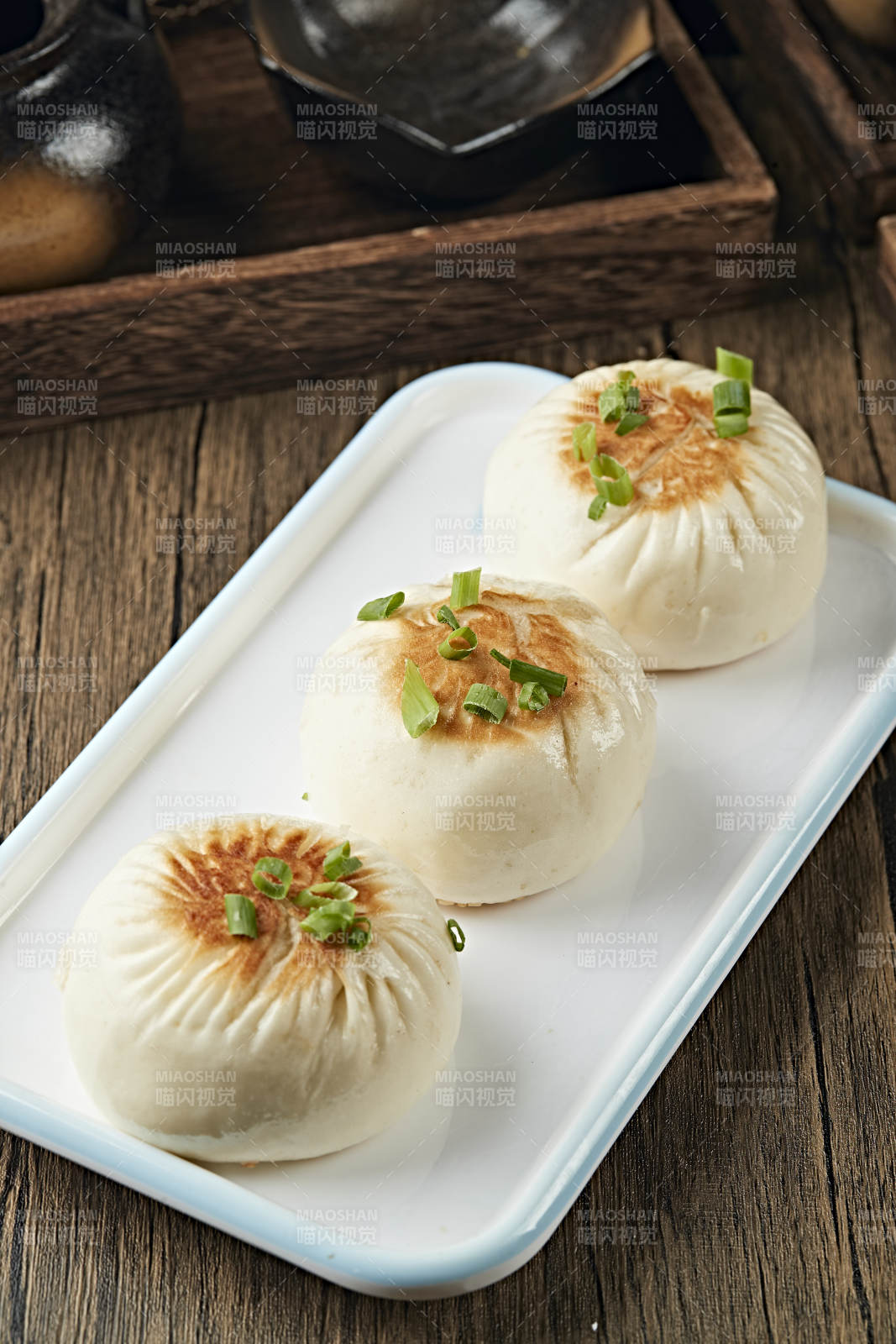 港式茶餐生煎包图片