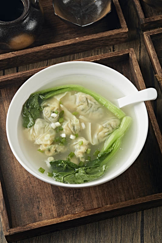 鲜鸡汤猪肉青菜馅云吞图片