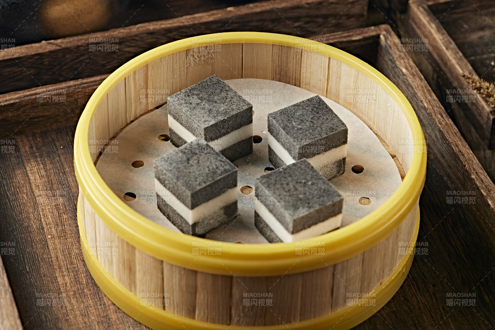 椰蓉芝麻奶香糕图片