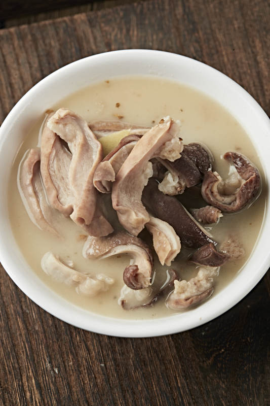 奶香猪肚汤图片