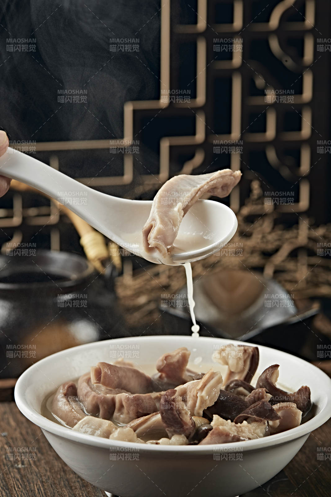 奶香猪肚汤图片