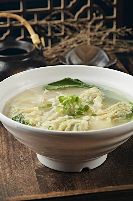 港式鸡汤云吞面图片