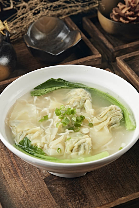 港式鸡汤云吞面图片