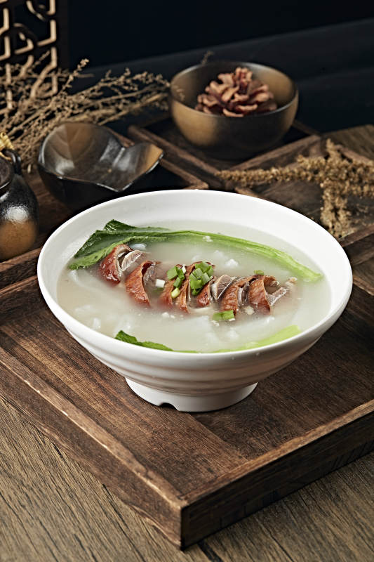 鲜鸡汤烧鹅煮肠粉图片