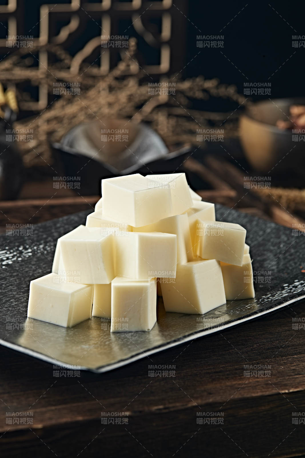 港式茶餐奶香杏仁豆腐图片