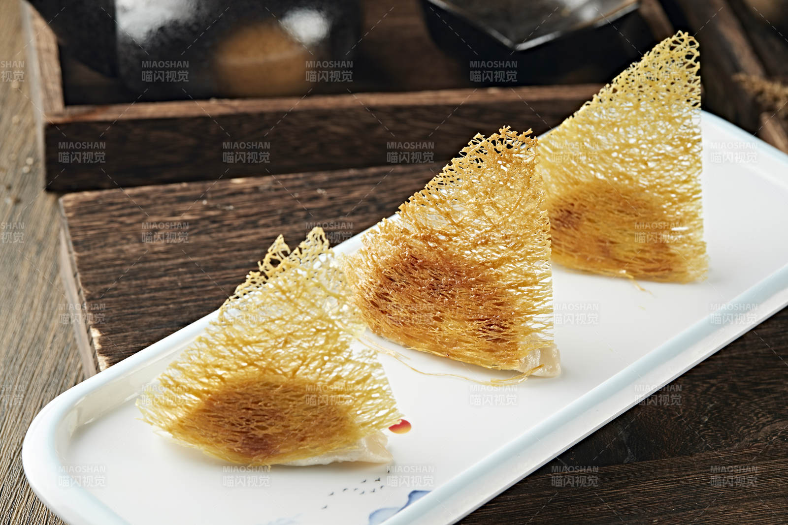 港式茶餐渔网煎饺图片