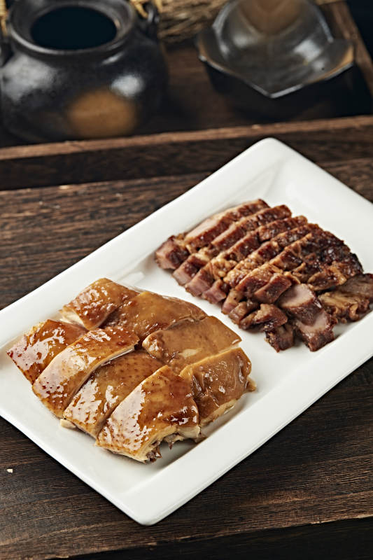 港式茶餐卤水鸭叉烧肉双拼图片