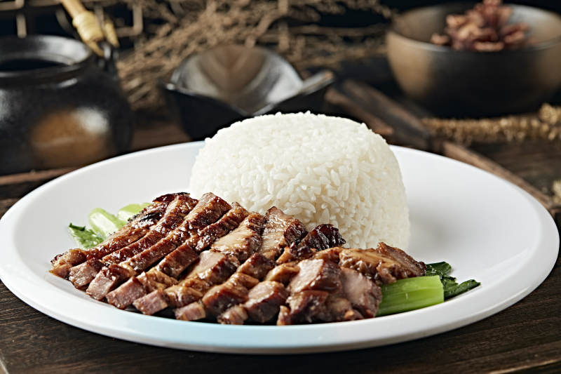 港式茶餐腊味叉烧肉盖浇饭图片