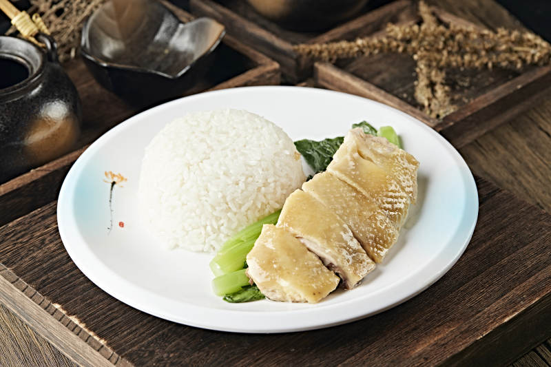 港式茶餐白切盐水鸡盖浇饭图片