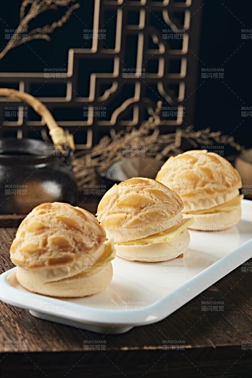 港式茶吐司菠萝包图片