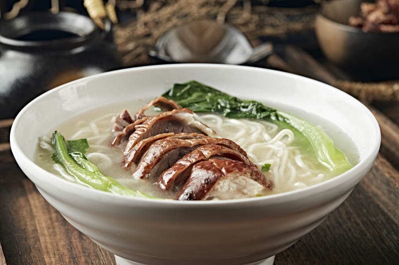 鲜鸡汤烧鹅拉面图片