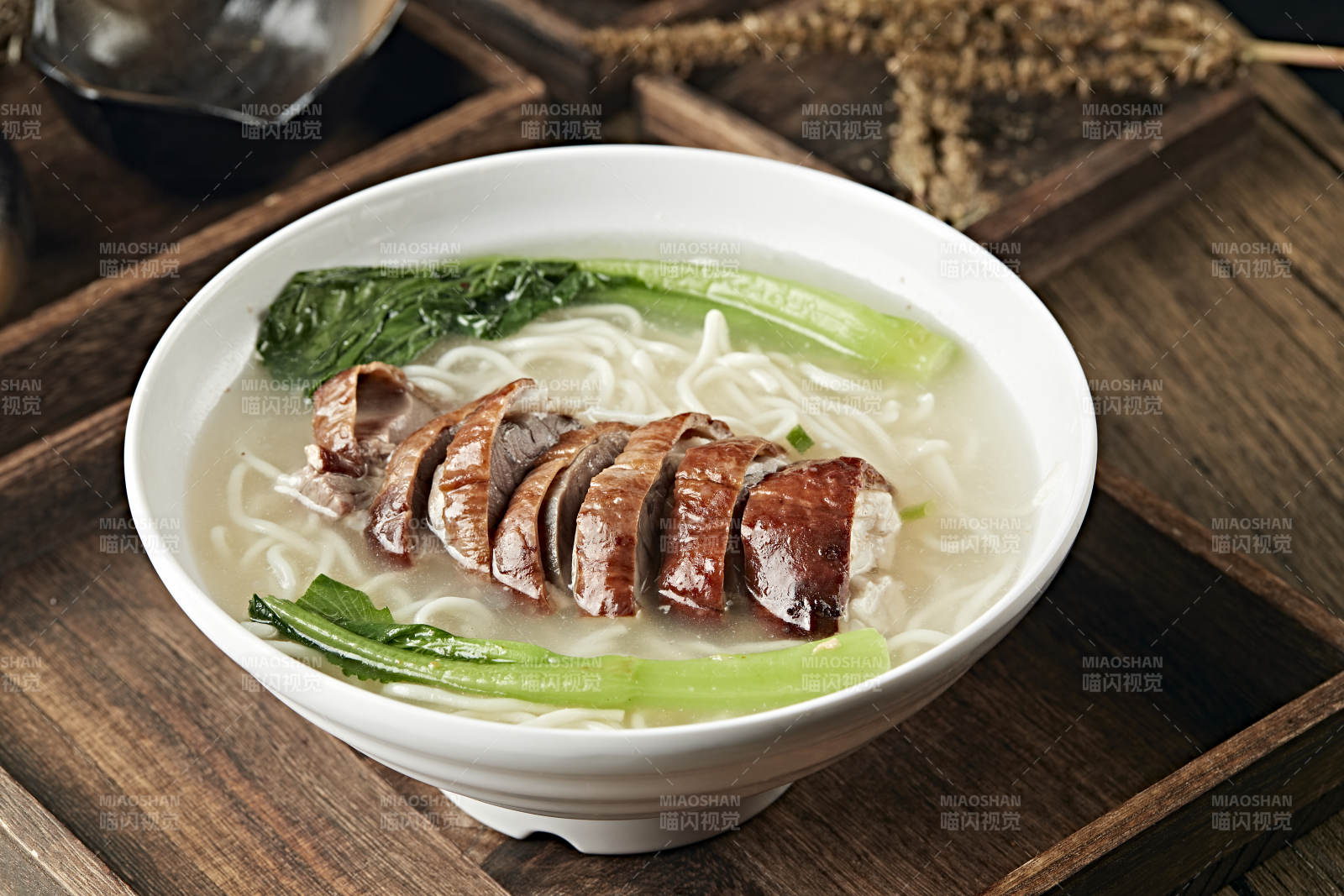 鲜鸡汤烧鹅拉面图片