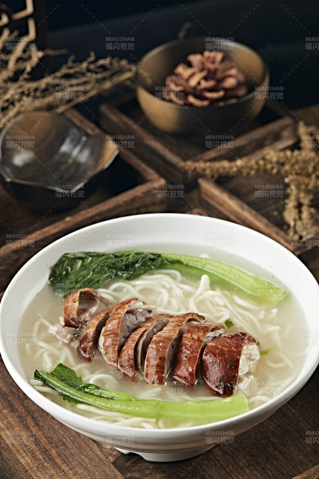 鲜鸡汤烧鹅拉面图片