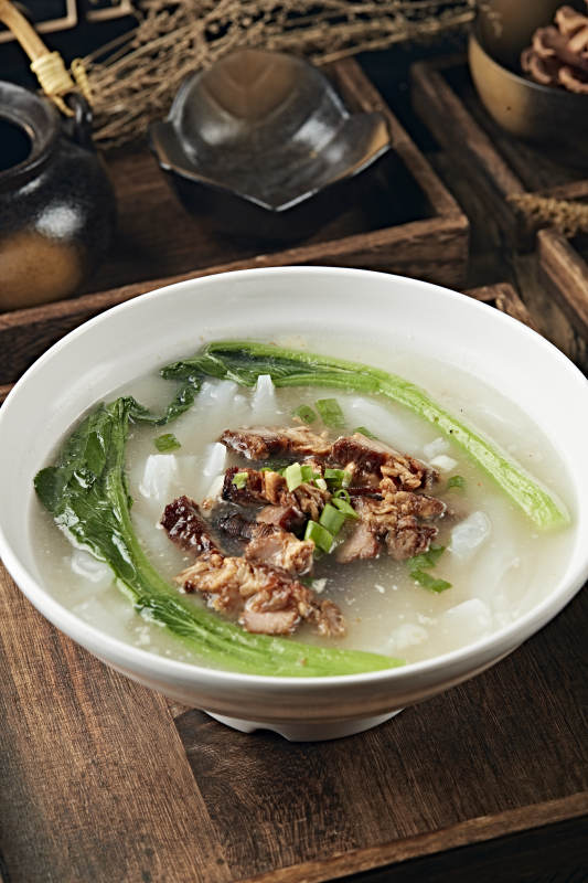 鲜鸡汤叉烧肉煮肠粉图片