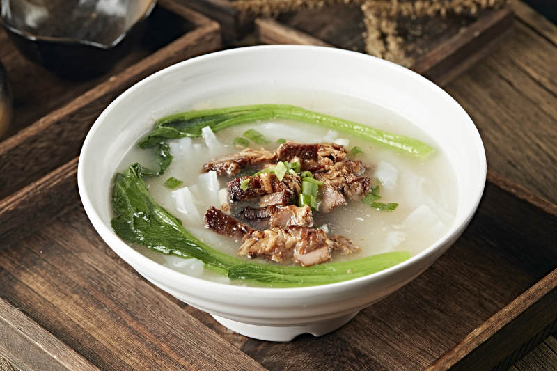 鲜鸡汤叉烧肉煮肠粉图片