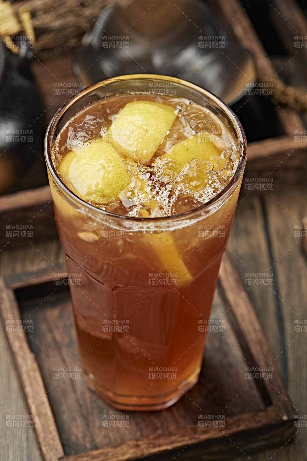 解暑饮料冰红茶柠檬冰红茶冰乌龙茶图片