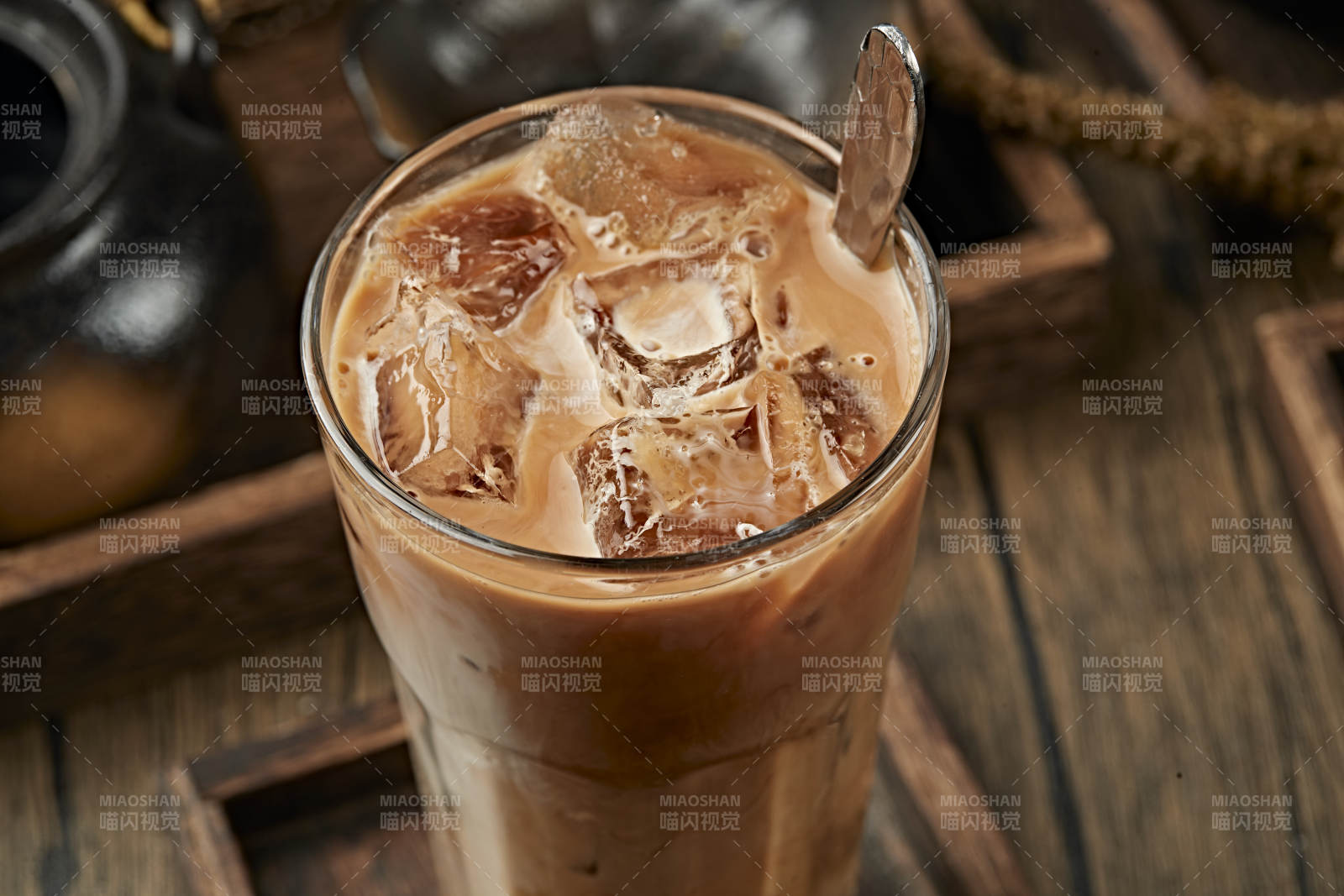 冰爽饮料冰奶茶冰咖啡图片