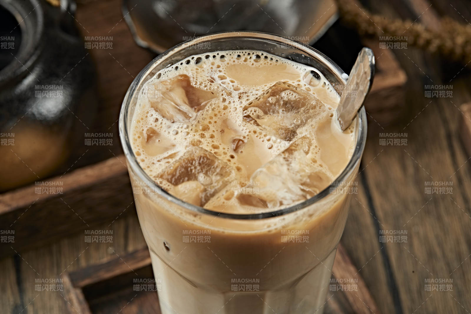 冰爽饮料冰奶茶冰咖啡图片