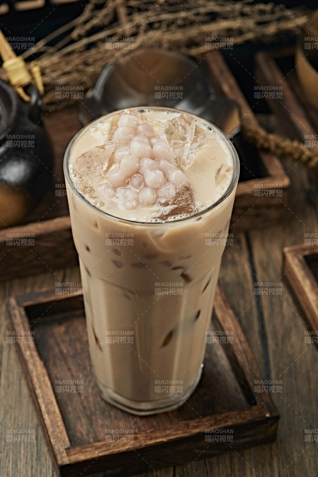 冰爽饮料冰奶茶冰咖啡图片