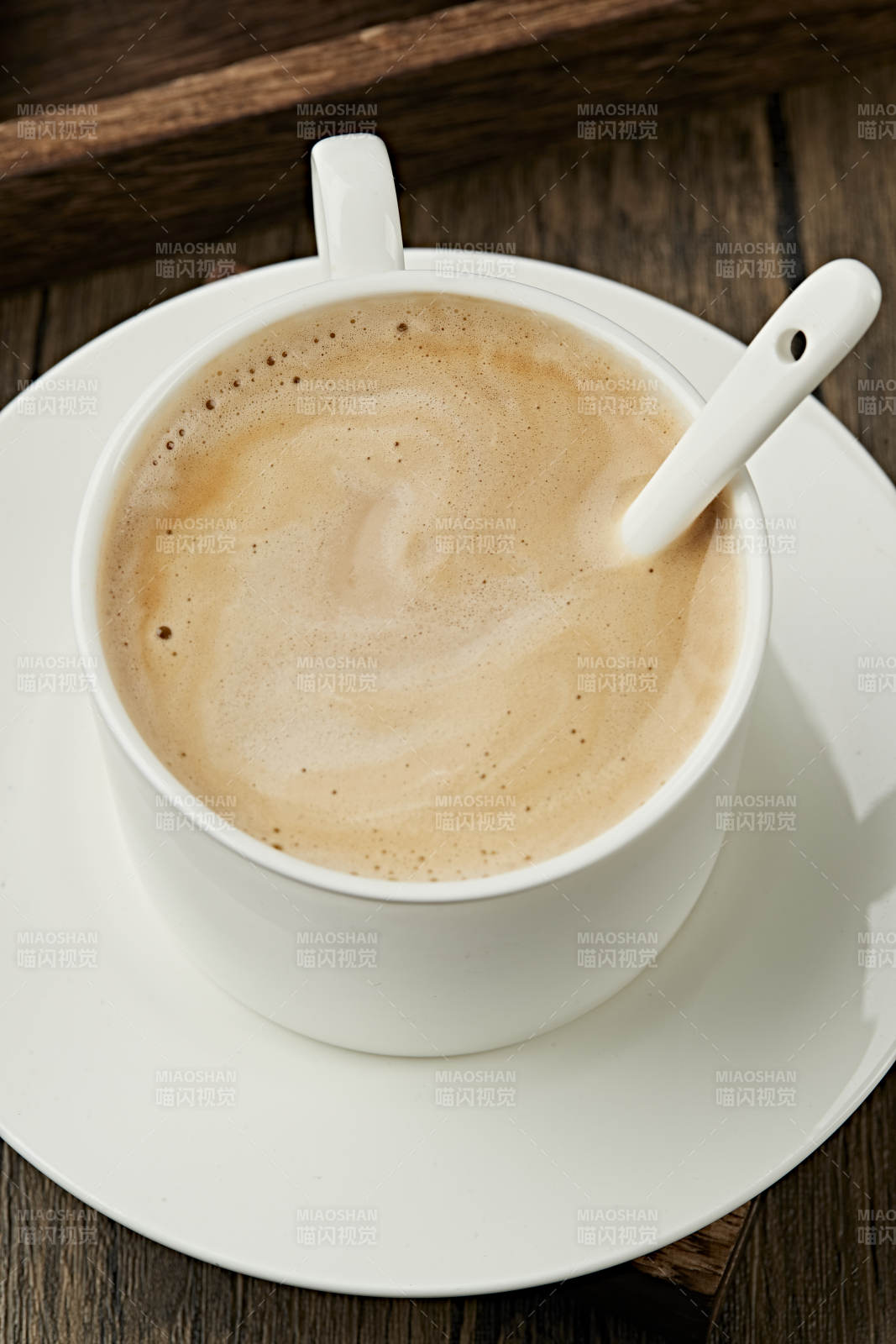 美式卡布奇诺咖啡图片