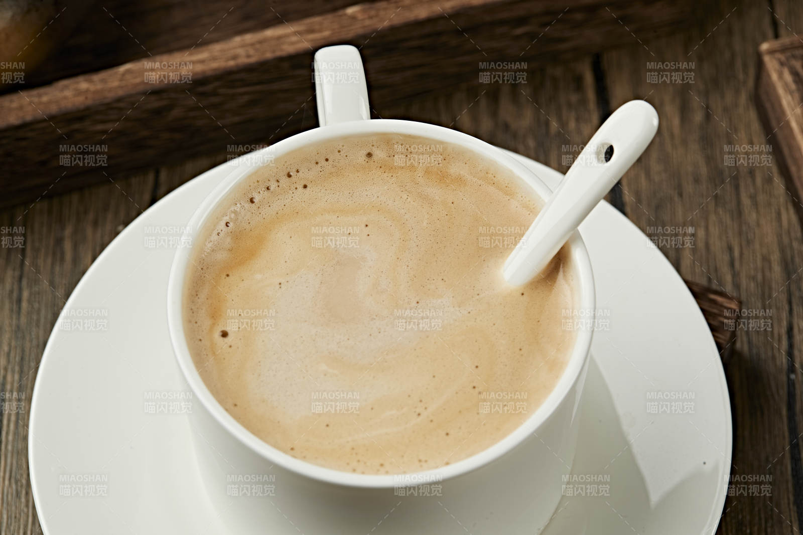 美式卡布奇诺咖啡图片