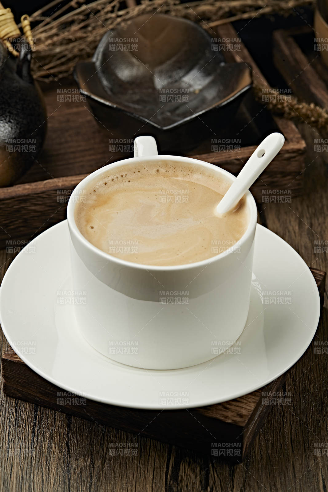 美式卡布奇诺咖啡图片