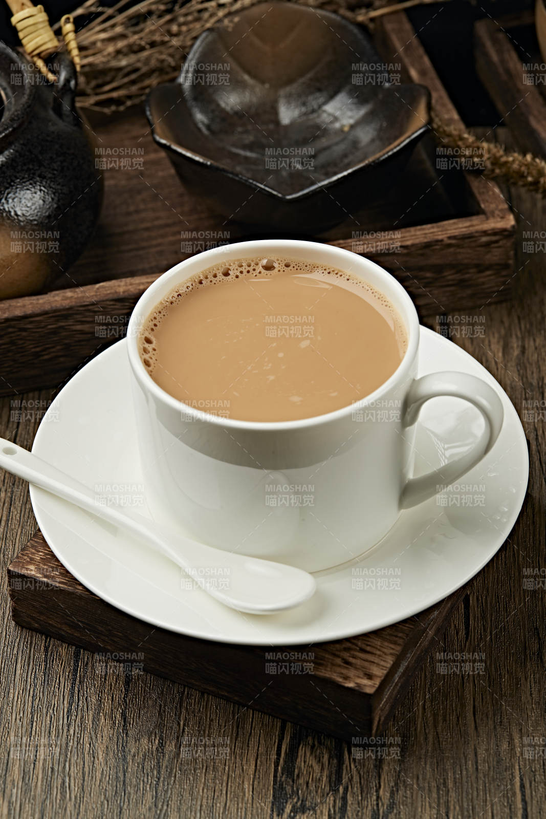 热冲泡牛奶咖啡图片