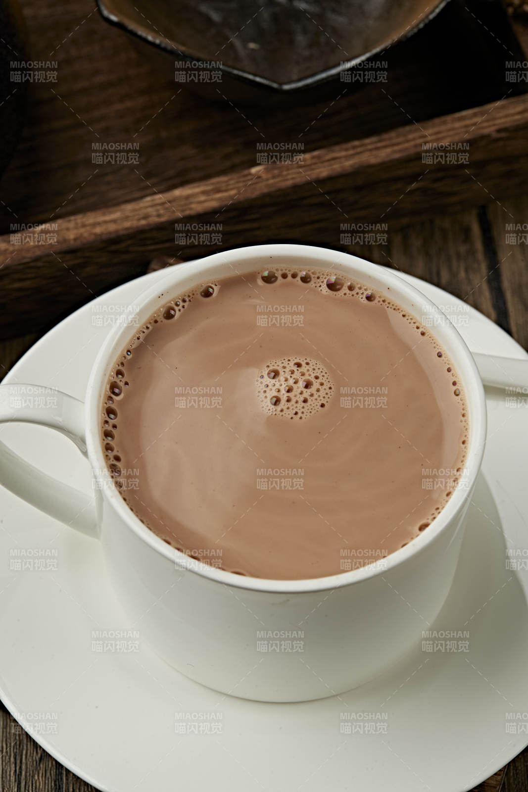 热冲泡牛奶咖啡图片
