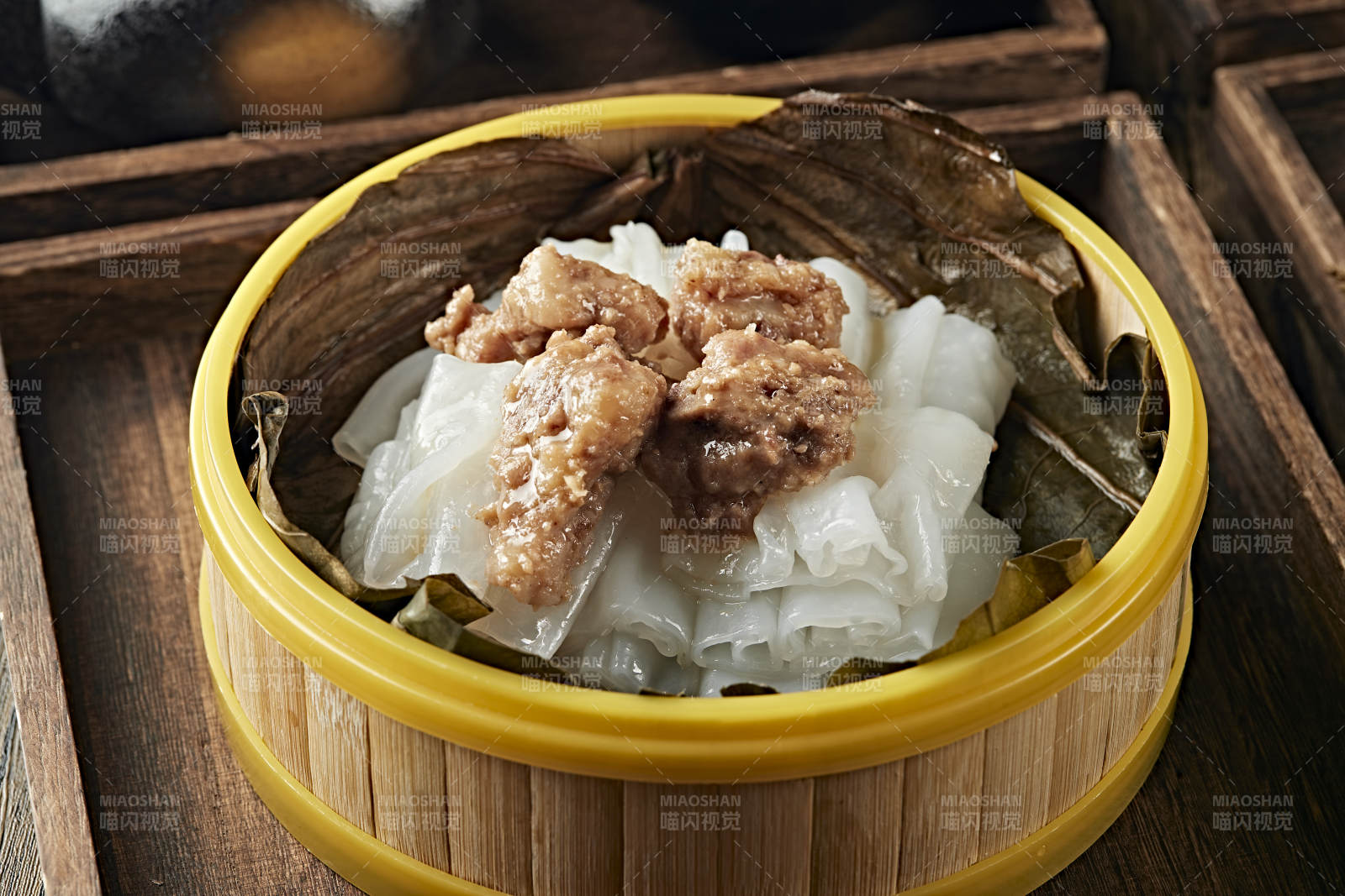 粉蒸排骨蒸肠粉图片