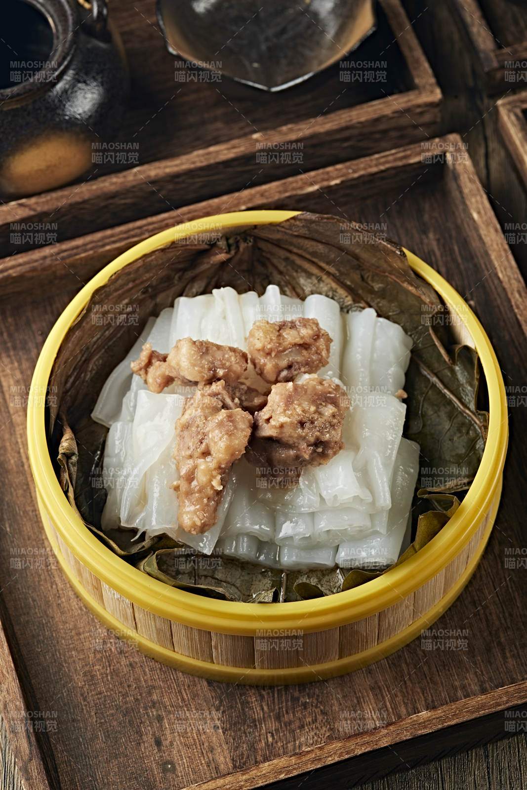 粉蒸排骨蒸肠粉图片